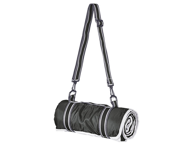 Camp Master Picnic Blanket - Image 2