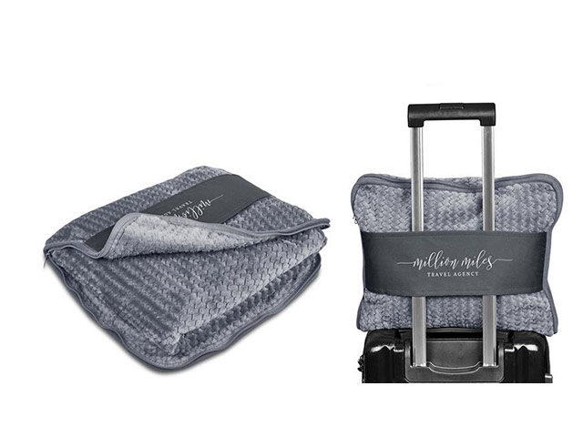 Serendipio Cozytrip Travel Blanket And Pillow - Image 2