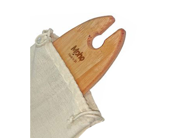 Mpho Wooden Bottle and Wine Glass Holder - Image 2
